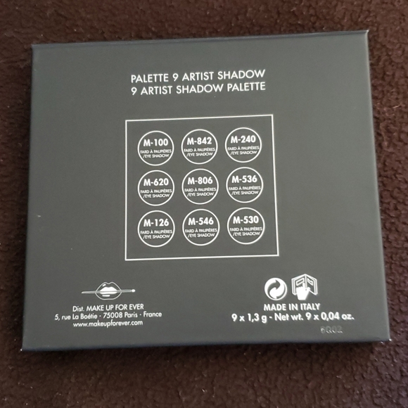 Make Up For Ever Eyeshadow Palette - Picture 3 of 3